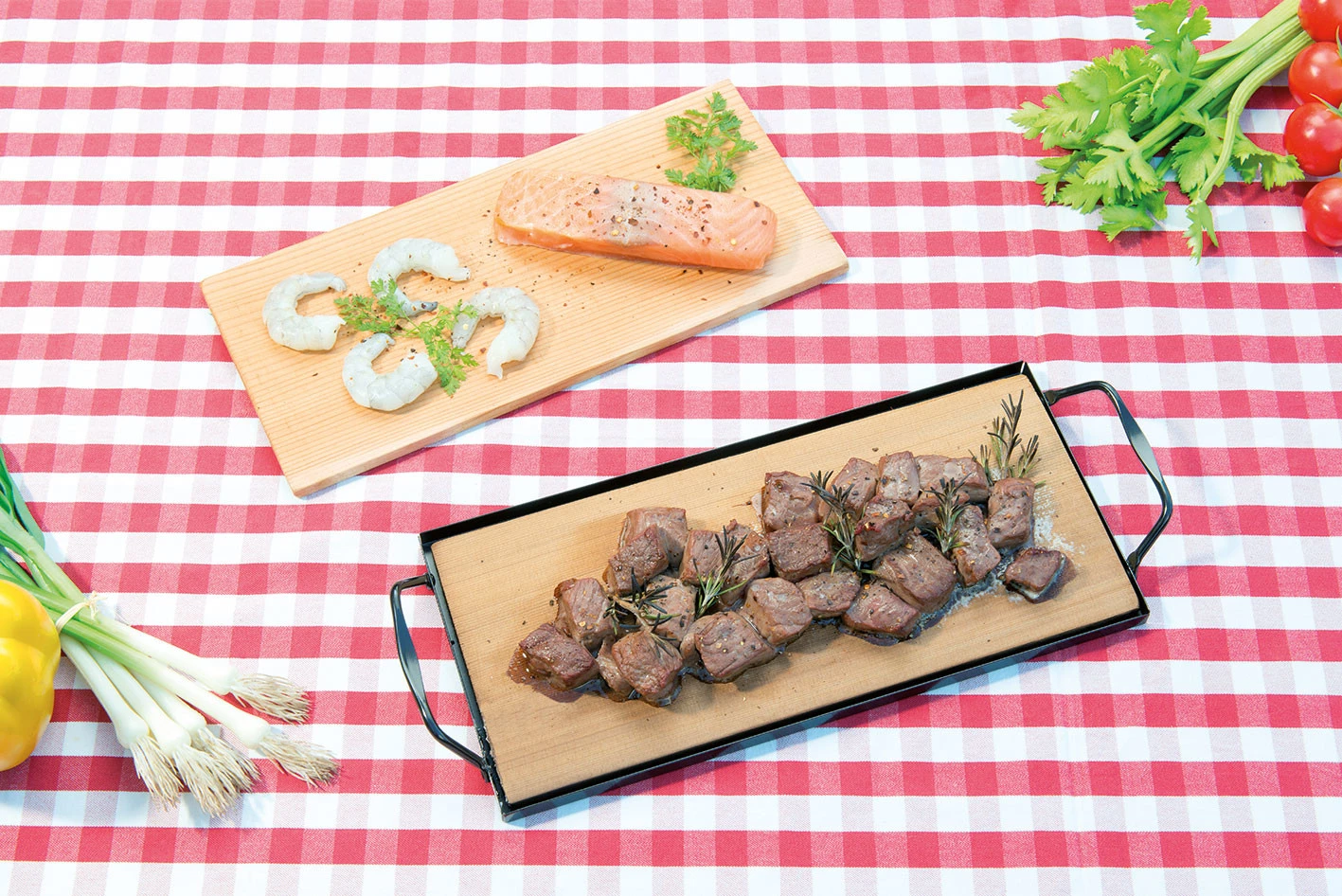 Ensemble De 2 Planches à Fumer En Bois De Cèdre Avec Plaque En Métal – Image 2